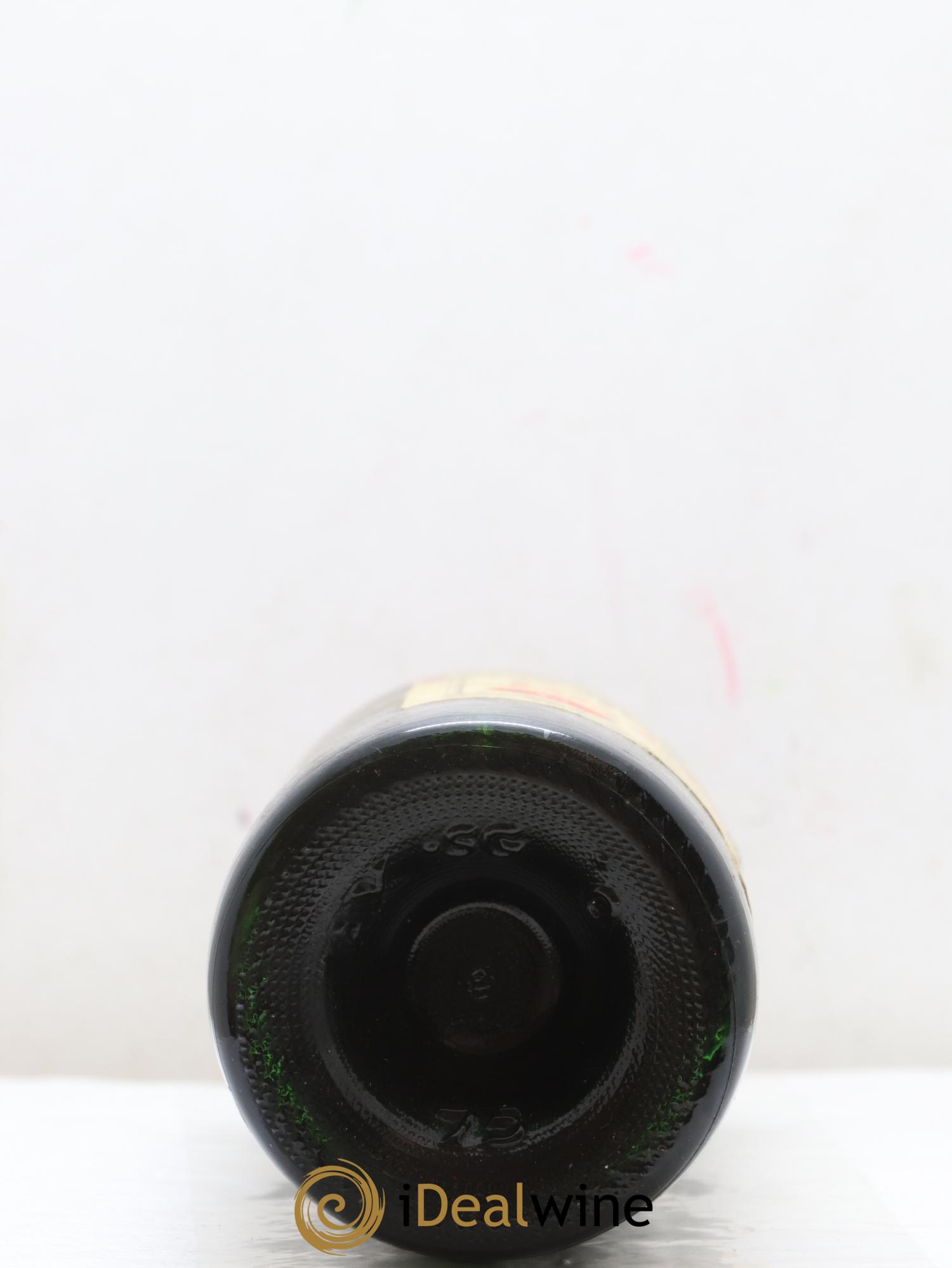 Petrus 1974 - Lot de 1 bouteille - 2