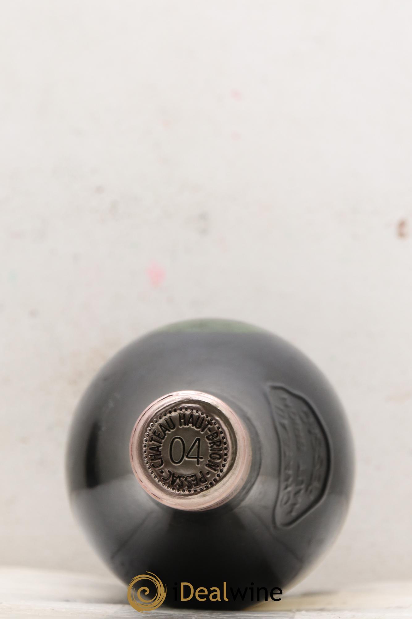 Château Haut Brion 1er Grand Cru Classé 2004 - Lotto di 2 bottiglie - 2