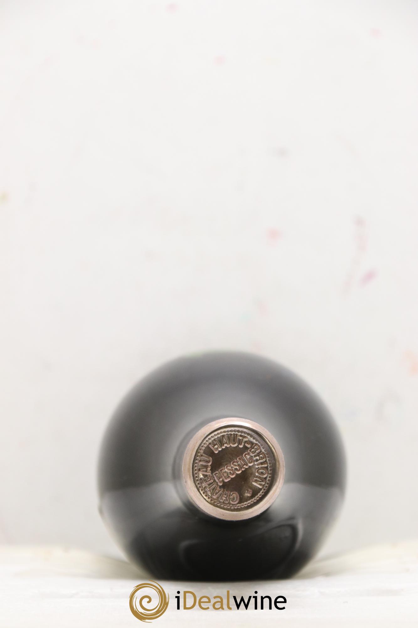 Château Haut Brion 1er Grand Cru Classé 1975 - Lotto di 1 bottiglia - 1