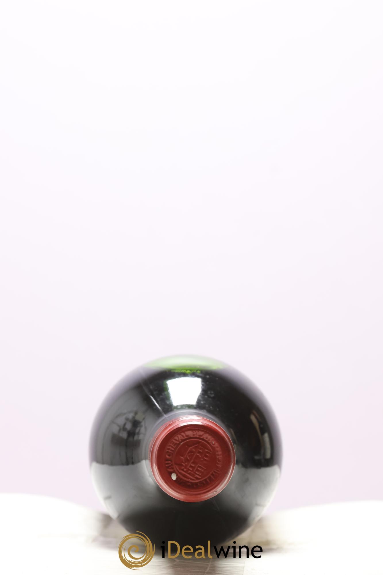 Château Cheval Blanc 1er Grand Cru Classé A 1992 - Lot of 3 bottles - 1