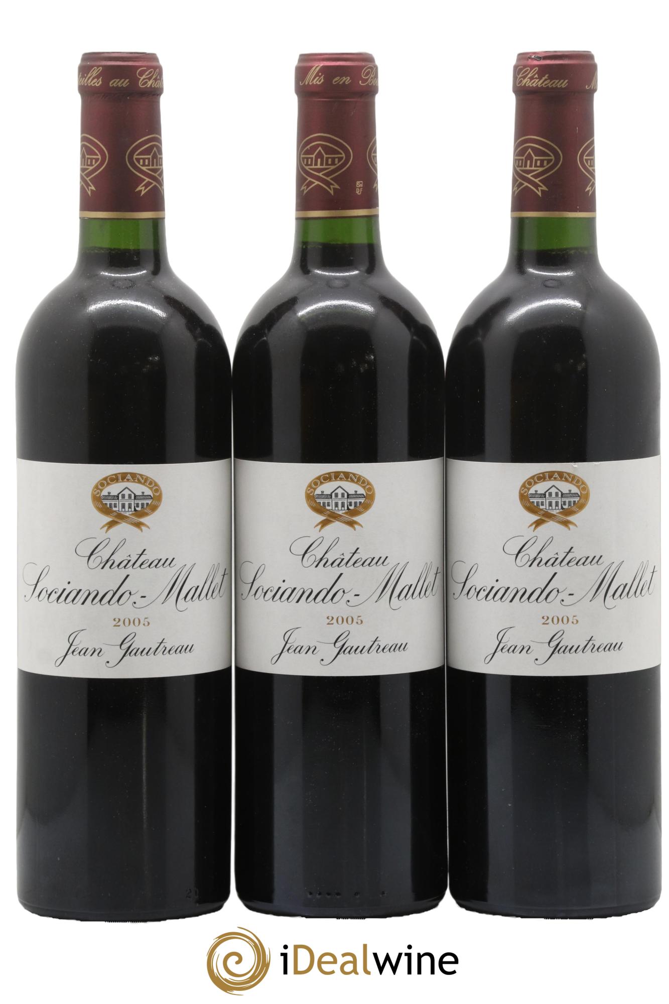 Château Sociando Mallet 2005 - Lot of 3 bottles - 0