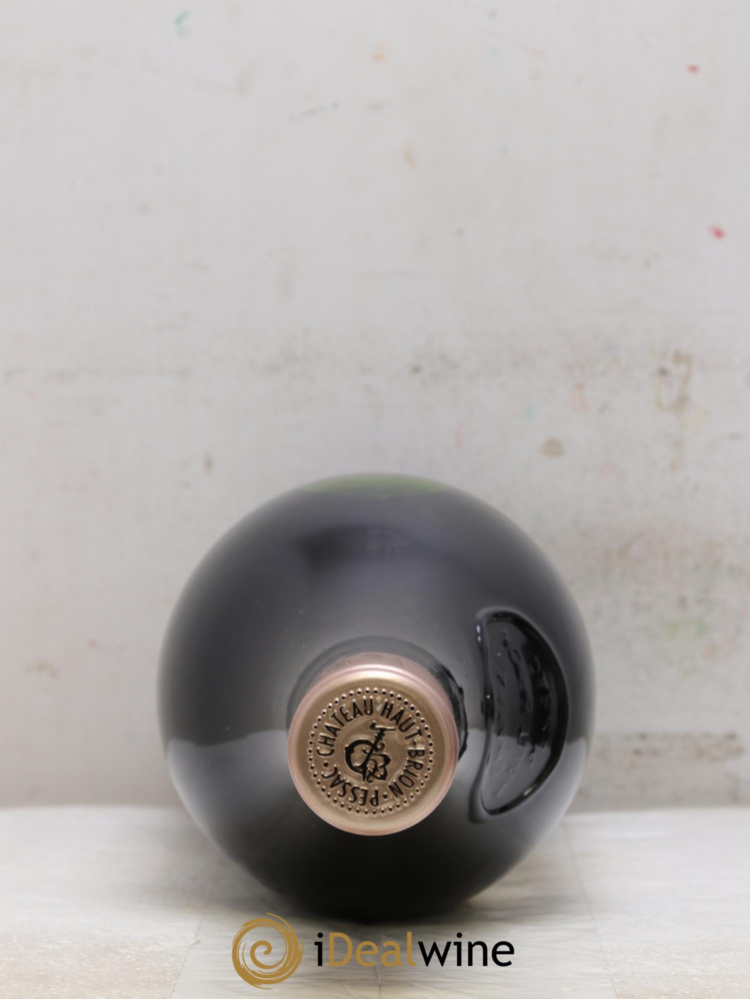 Château Haut Brion 1er Grand Cru Classé 2021 - Lot of 3 magnums - 2