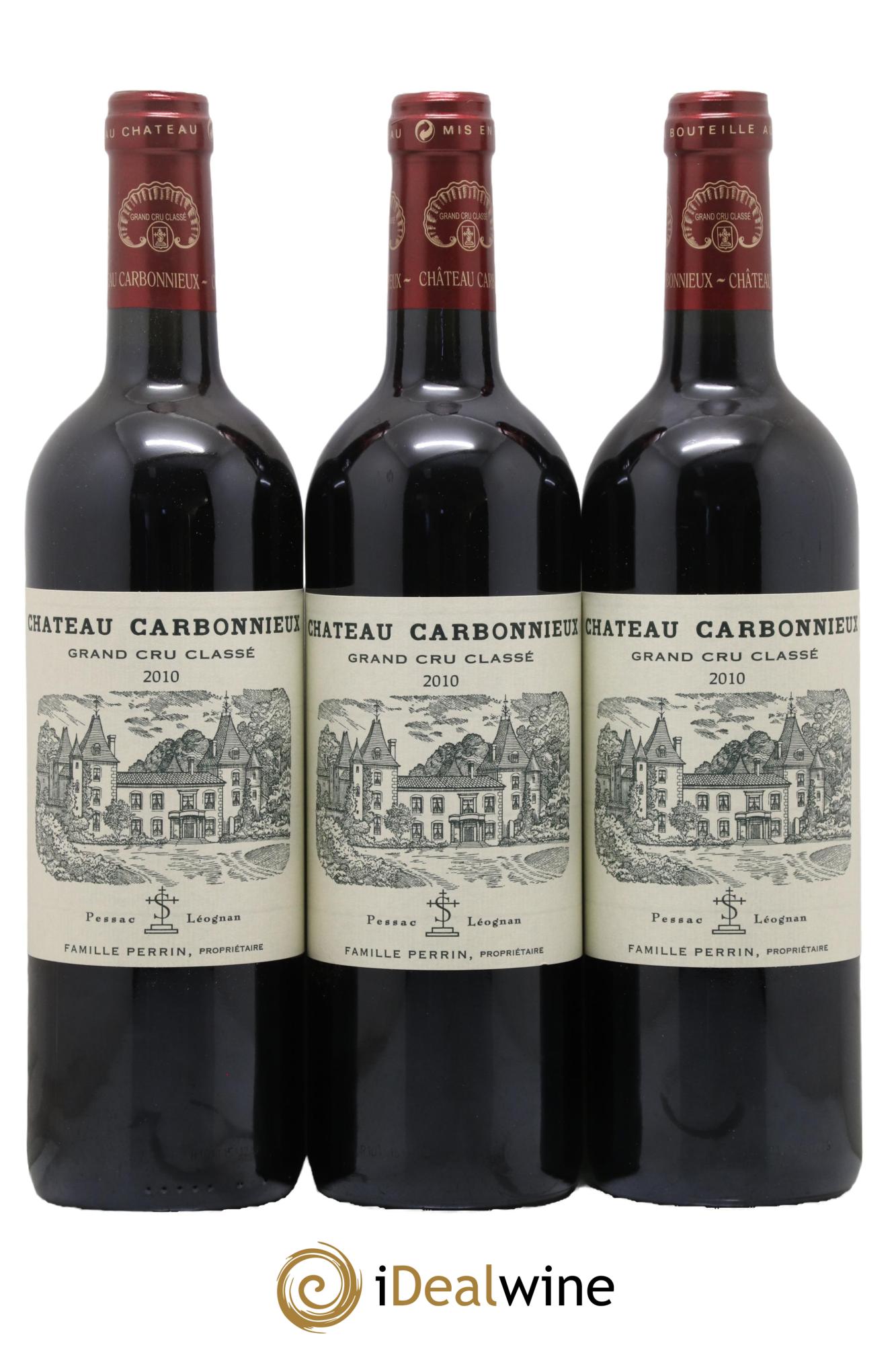 Château Carbonnieux Cru Classé de Graves 2010 - Lot of 3 bottles - 0