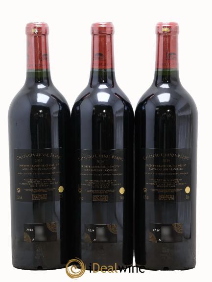 Château Cheval Blanc 1er Grand Cru Classé A 2014 - Lot of 3 bottles - 1