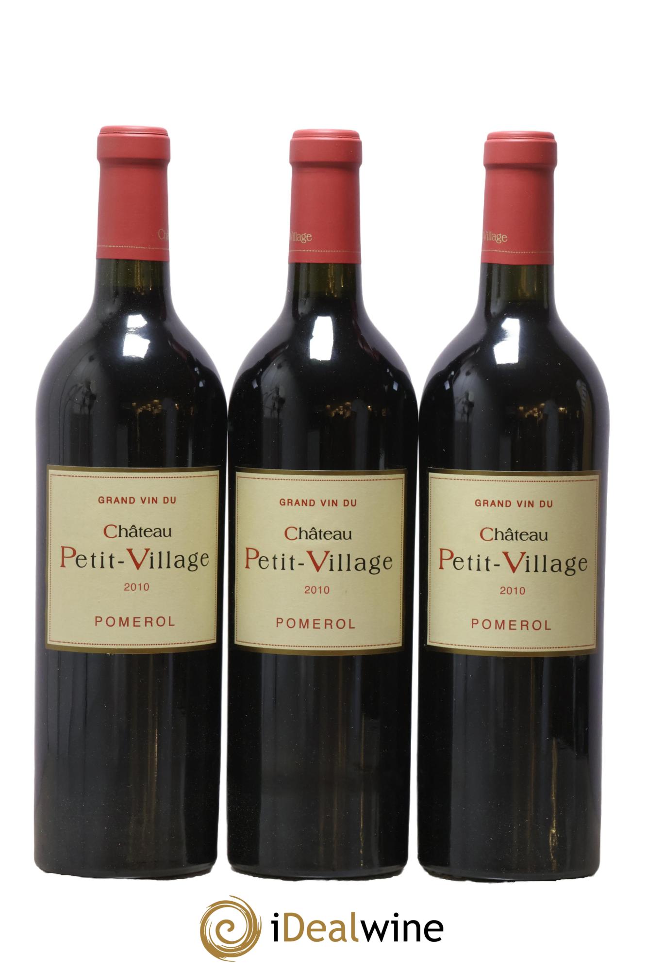 Château Petit Village 2010 - Lotto di 3 bottiglie - 0