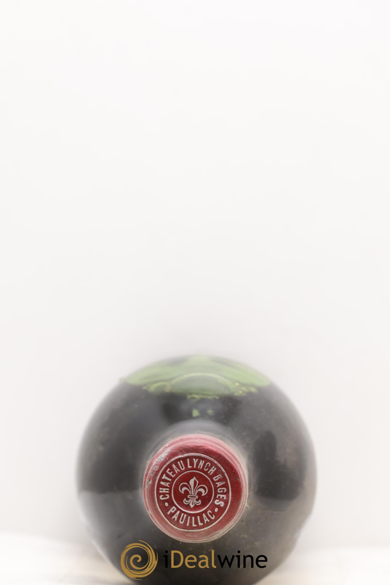 Château Lynch Bages 5ème Grand Cru Classé 1979 - Posten von 2 Flaschen - 1