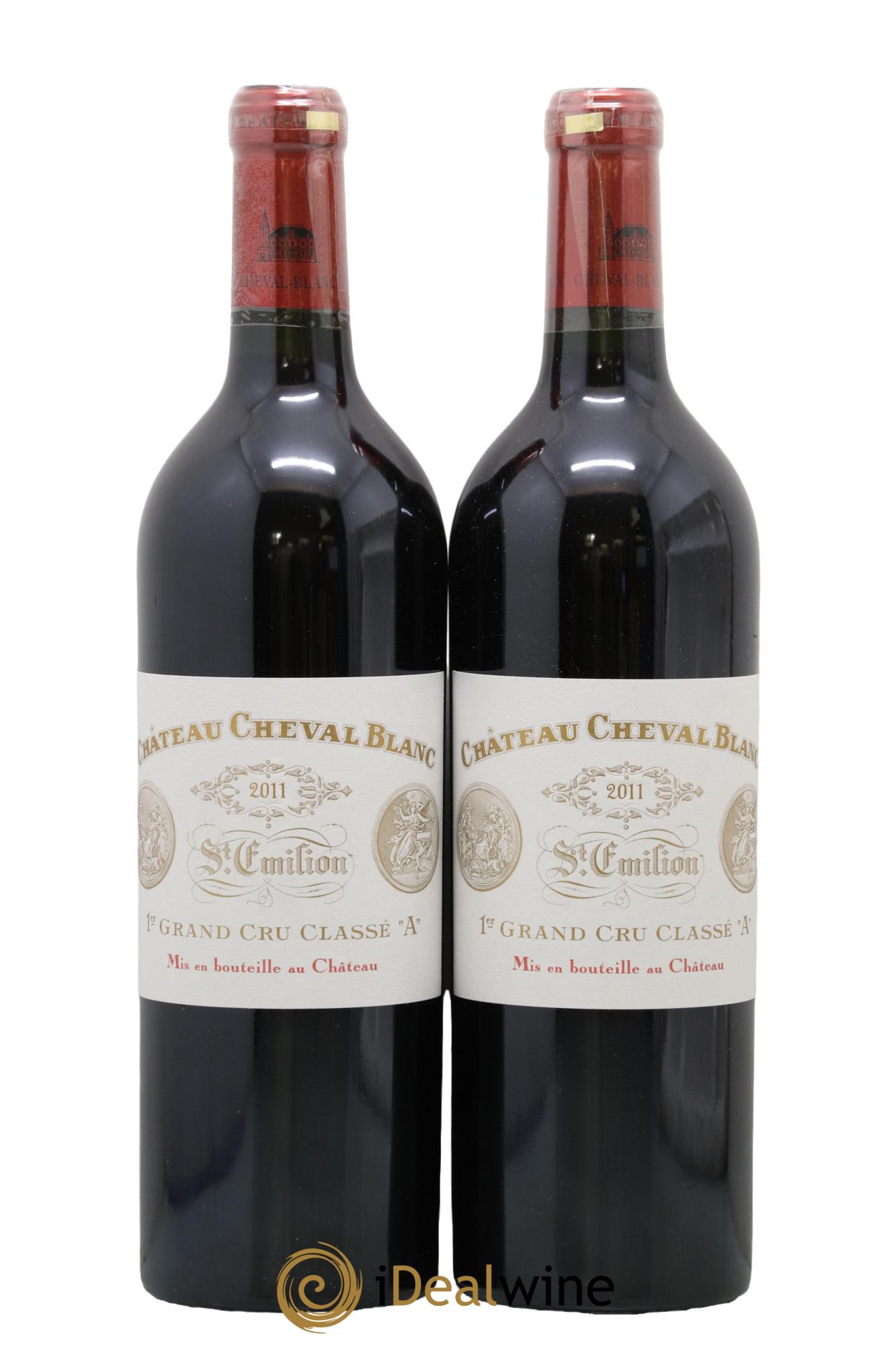 Château Cheval Blanc 1er Grand Cru Classé A 2011 - Lot of 2 bottles - 0