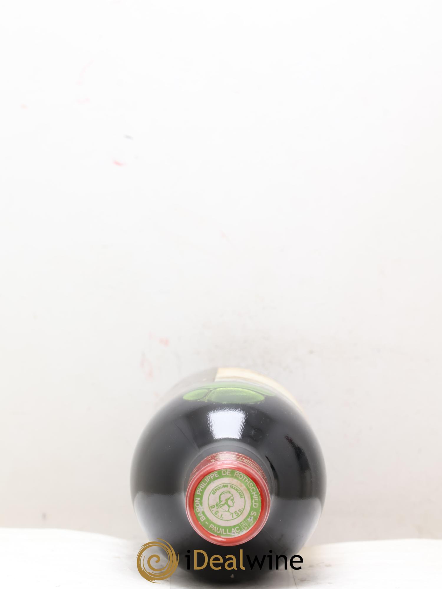 Château Mouton Rothschild 1er Grand Cru Classé 1981 - Lotto di 2 bottiglie - 1