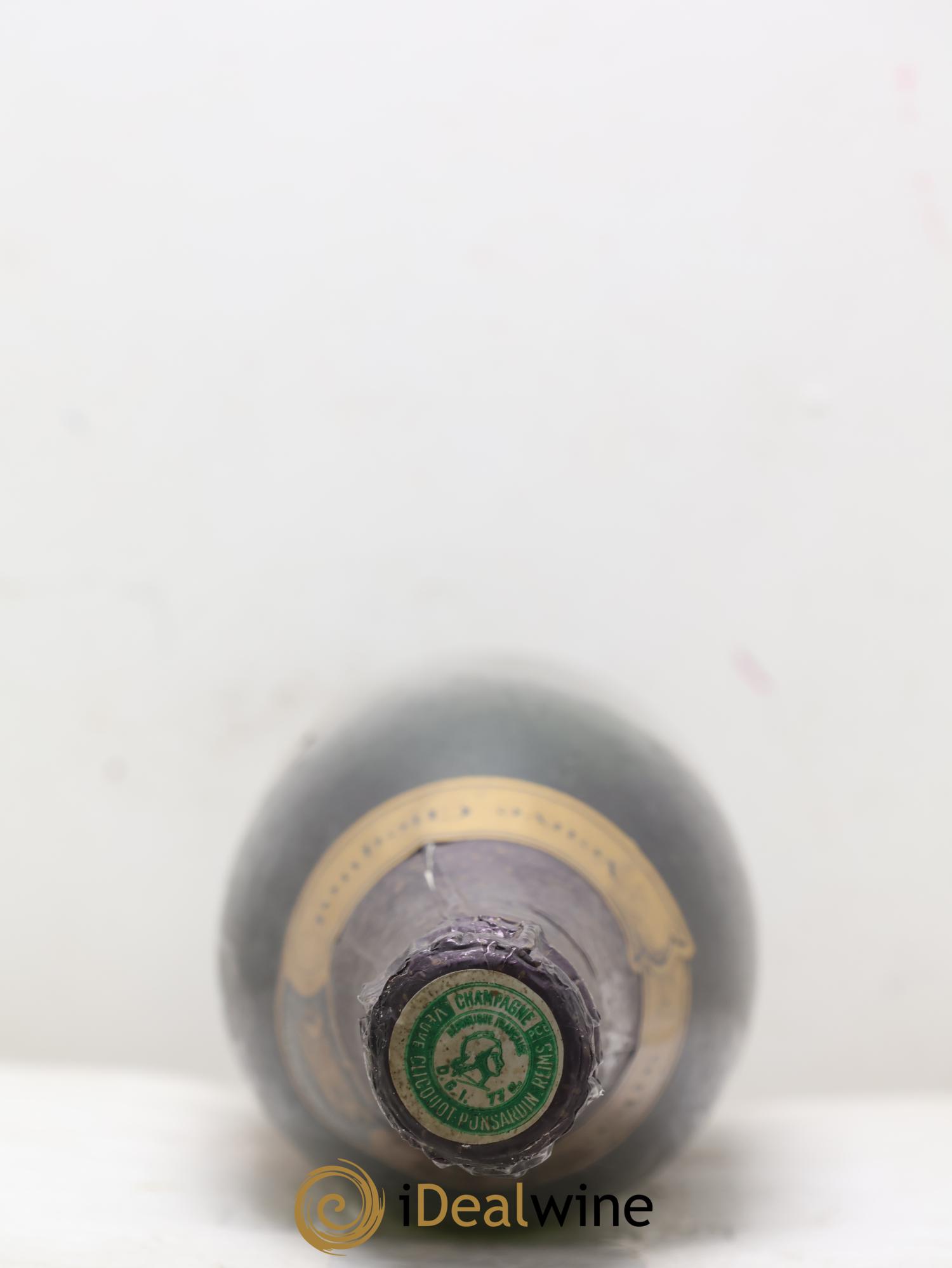 Brut Millésimé Veuve Clicquot 1966 - Lot of 1 bottle - 1