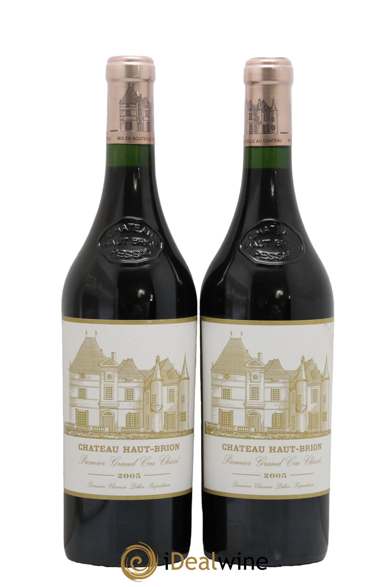 Château Haut Brion 1er Grand Cru Classé 2005 - Lot of 2 bottles - 0