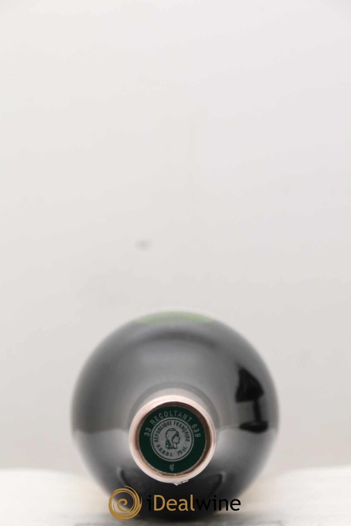 Château Haut Brion 1er Grand Cru Classé 2015 - Lot of 3 bottles - 2