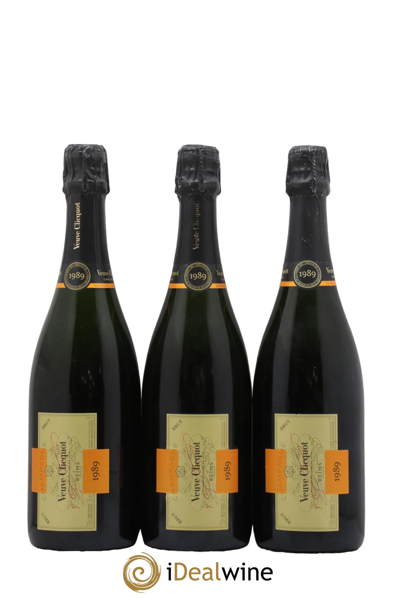 Cave privée Brut Veuve Clicquot 1989 - Lot of 3 bottles - 0