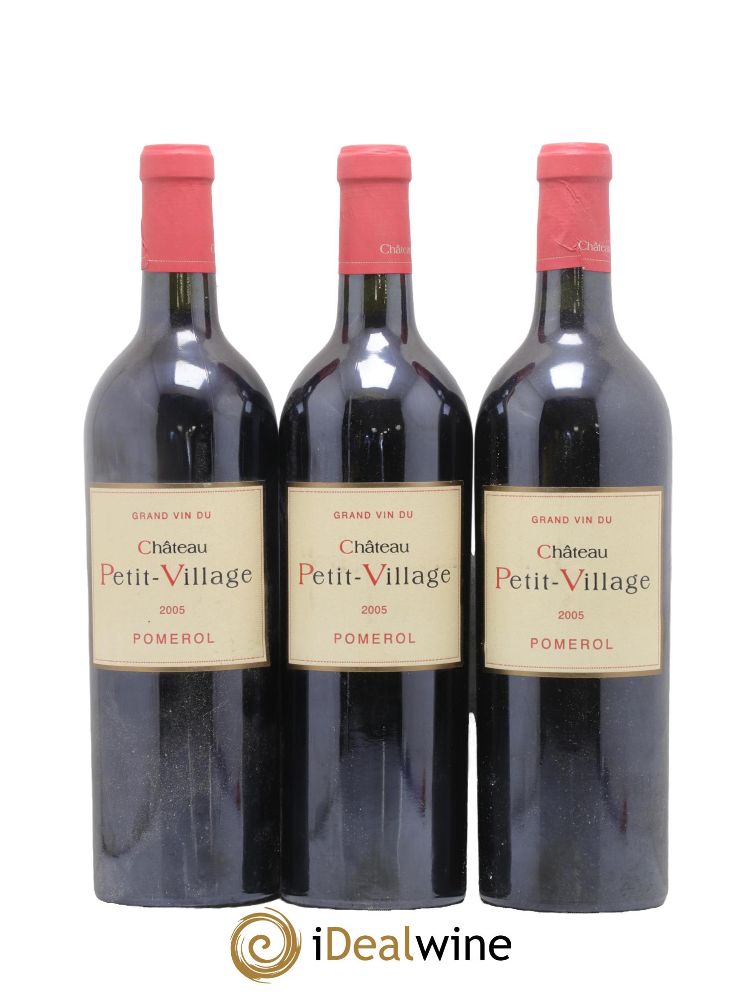 Château Petit Village 2005 - Lotto di 3 bottiglie - 0