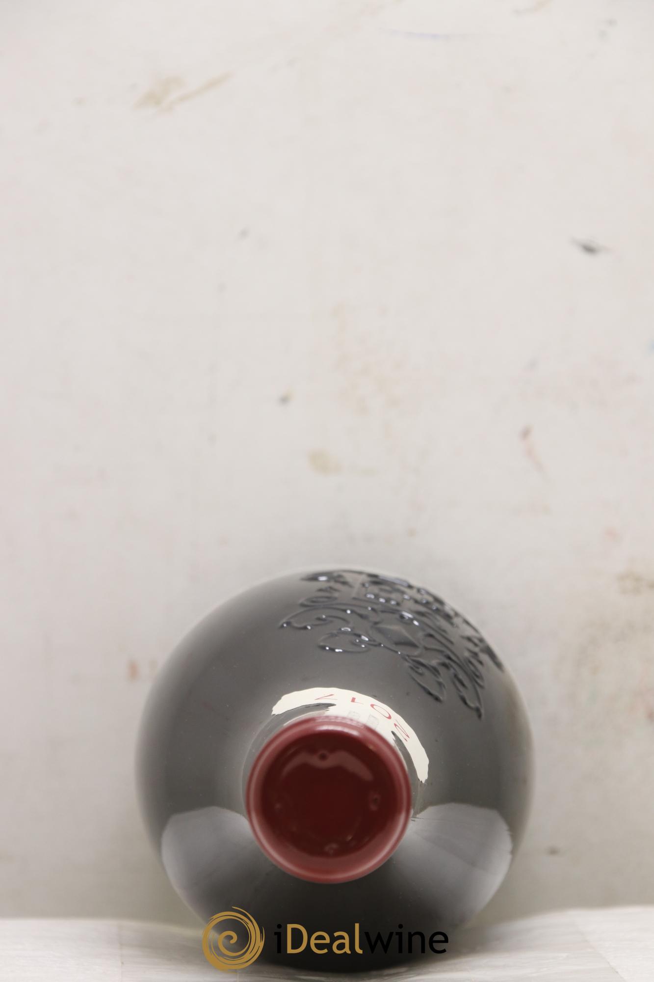 Châteauneuf-du-Pape Château de Beaucastel Hommage à Jacques Perrin Famille Perrin 2017 - Lot of 2 bottles - 2