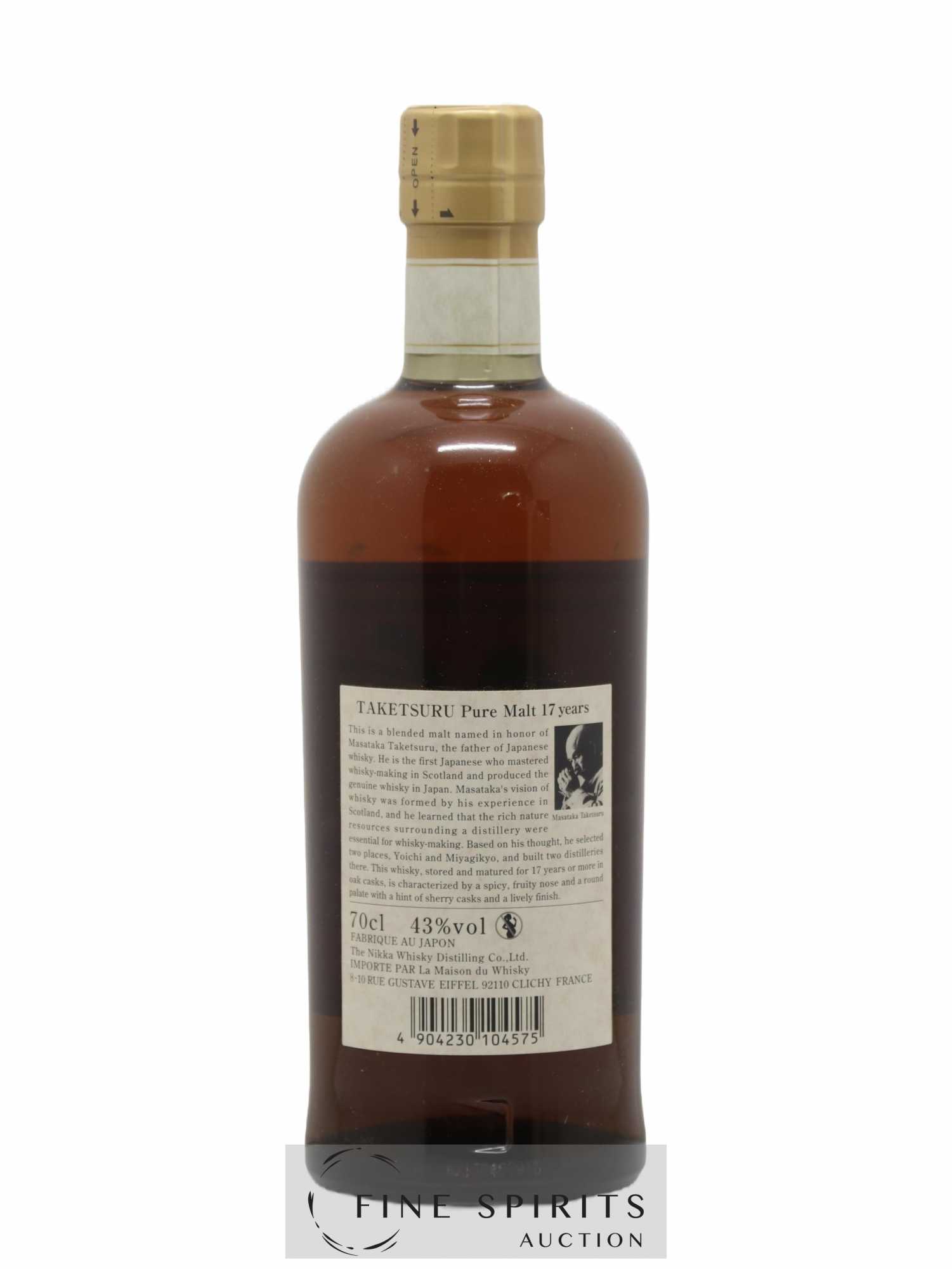 Taketsuru 17 years Of. Pure Malt Nikka Whisky  - Lot of 1 bottle - 2