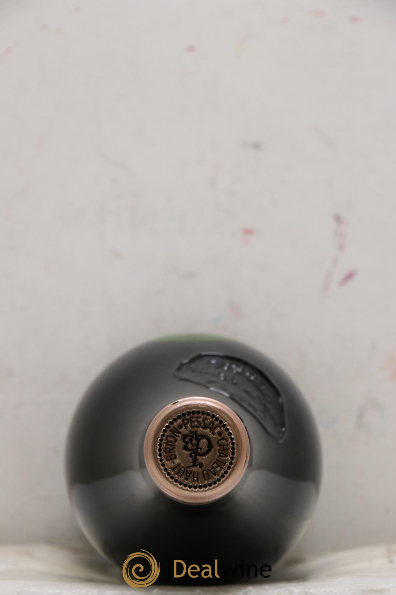 Château Haut Brion 1er Grand Cru Classé 2022 - Lot of 2 bottles - 2