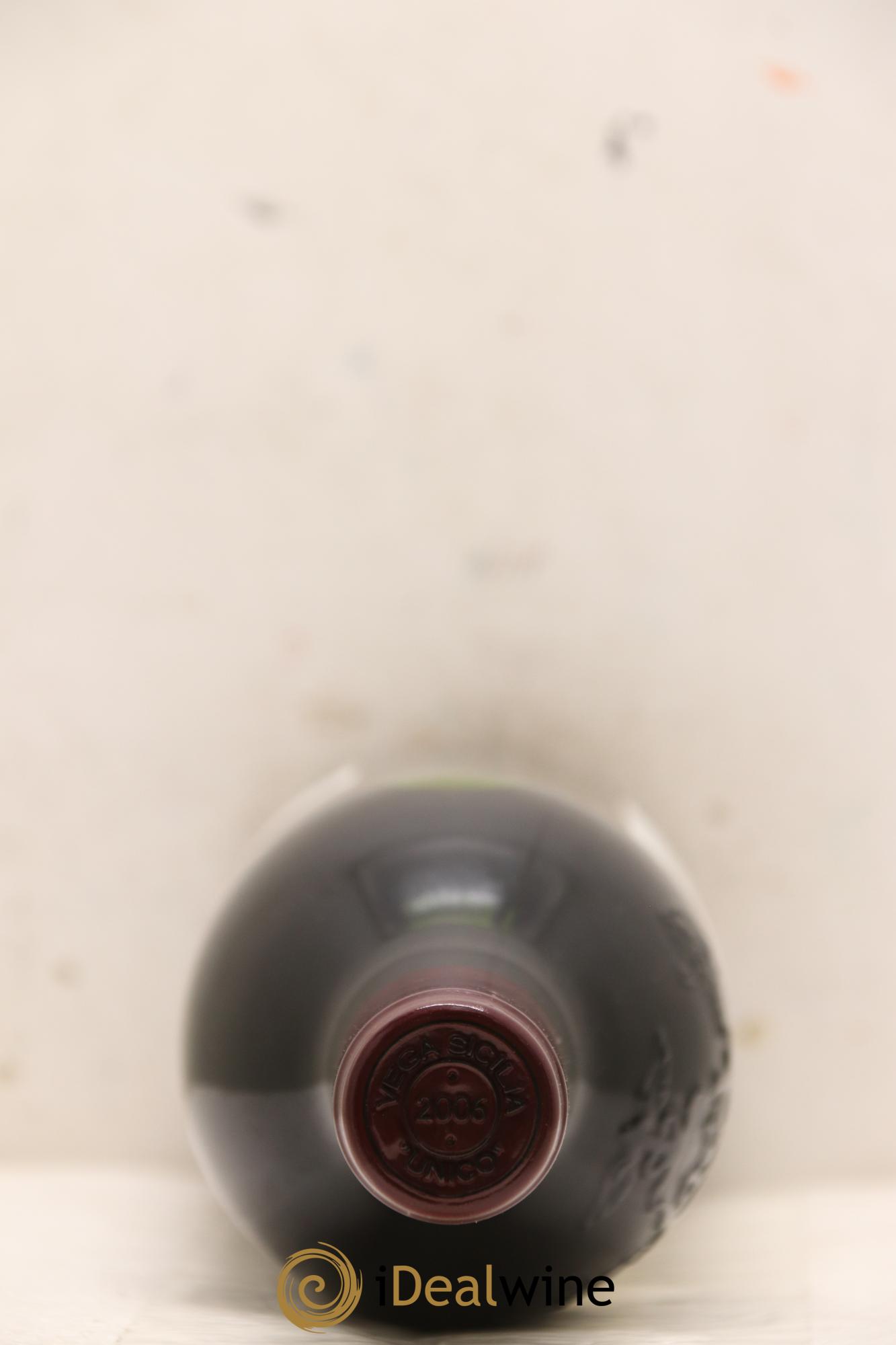 Ribera Del Duero DO Vega Sicilia Unico Famille Alvarez 2006 - Posten von 3 Flaschen - 2