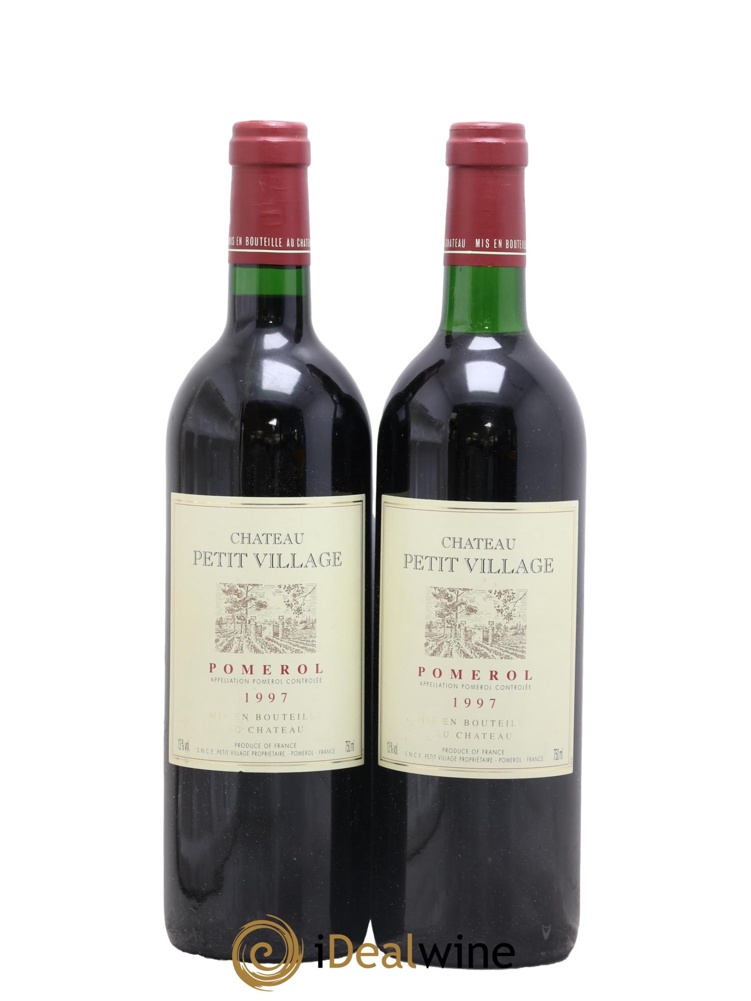 Château Petit Village 1997 - Posten von 2 Flaschen - 0