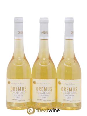 Tokaj Aszu 3 Puttonyos Oremus by Vega Sicilia