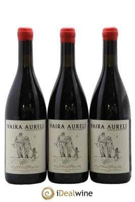 Italie Vino Rosso Controcorrente Vaira Aurelj