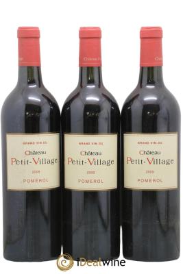 Château Petit Village