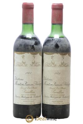 Château d' Armailhac - Mouton Baron(ne) Philippe 5ème Grand Cru Classé