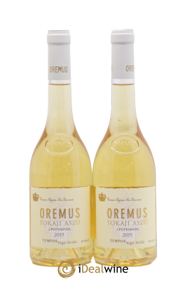 Tokaj Aszu 3 Puttonyos Oremus by Vega Sicilia