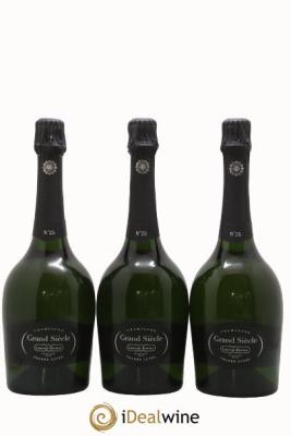 Grand Siècle Itération 25  Laurent Perrier