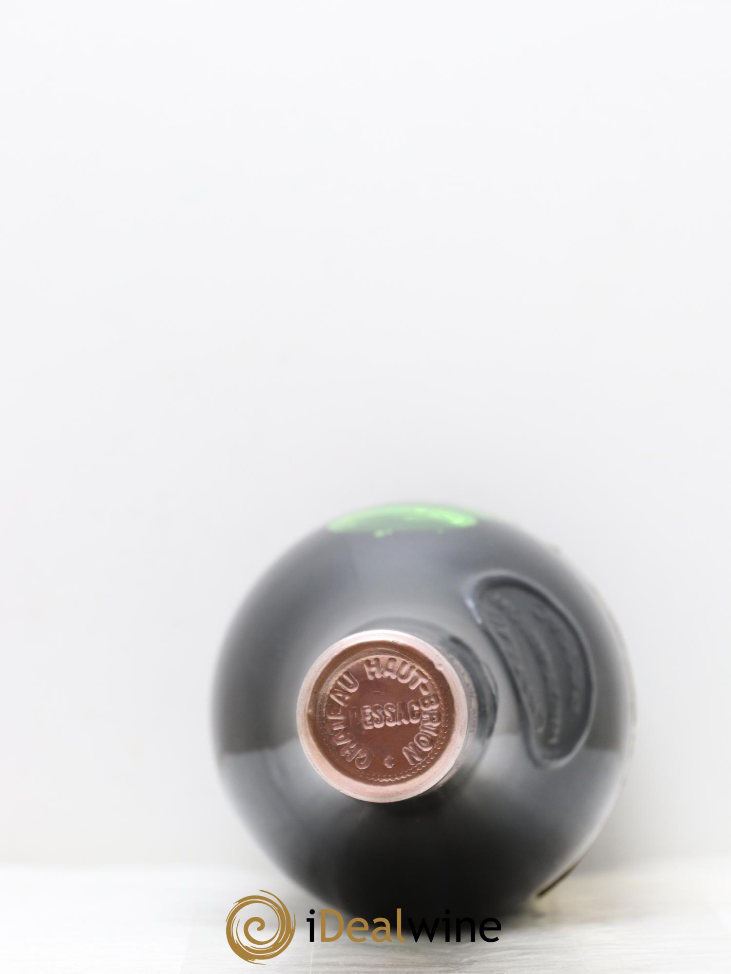 Château Haut Brion 1er Grand Cru Classé 1976 - Lotto di 1 bottiglia - 1