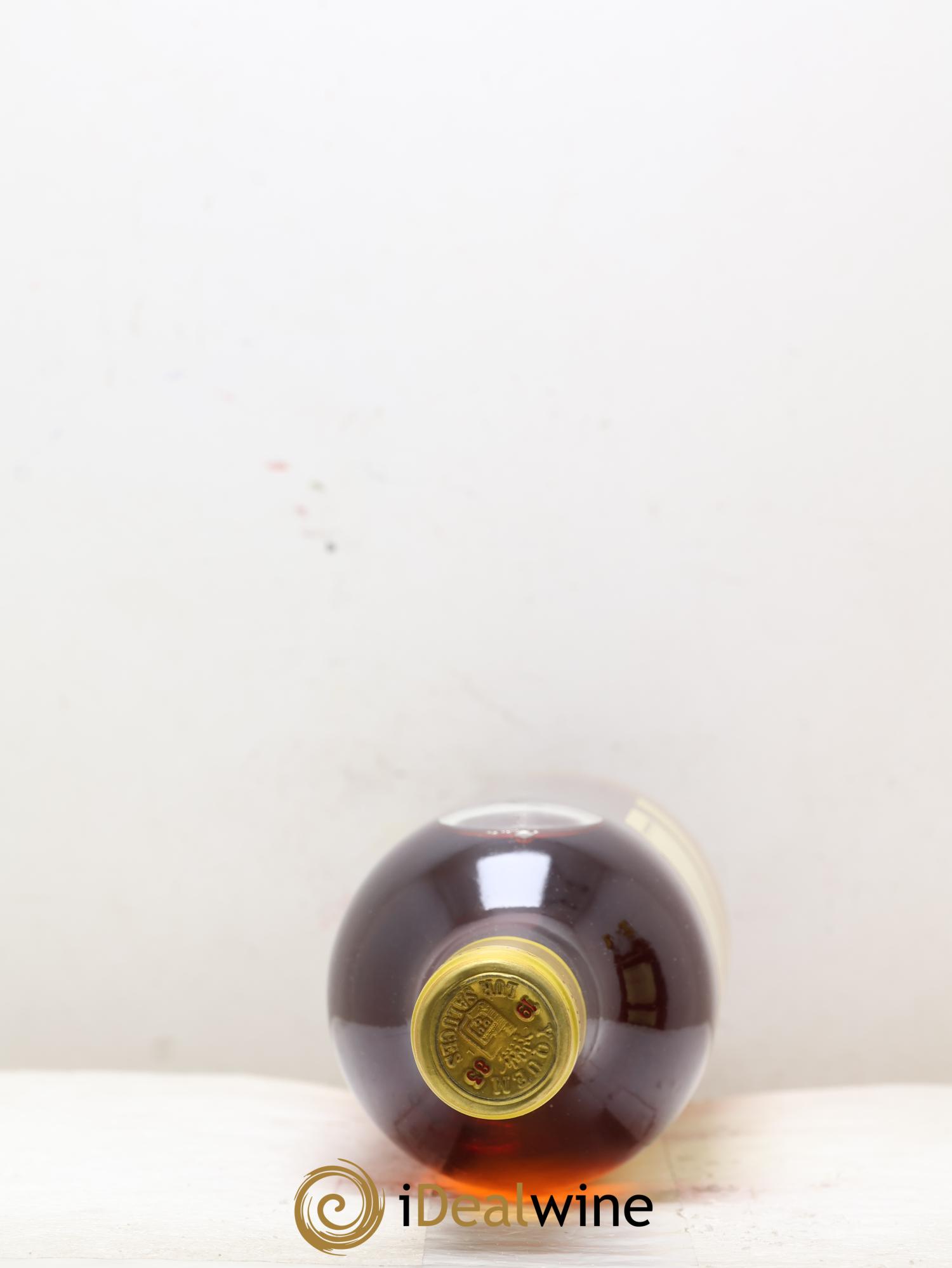 Château d' Yquem 1er Cru Classé Supérieur 1983 - Lotto di 2 bottiglie - 1