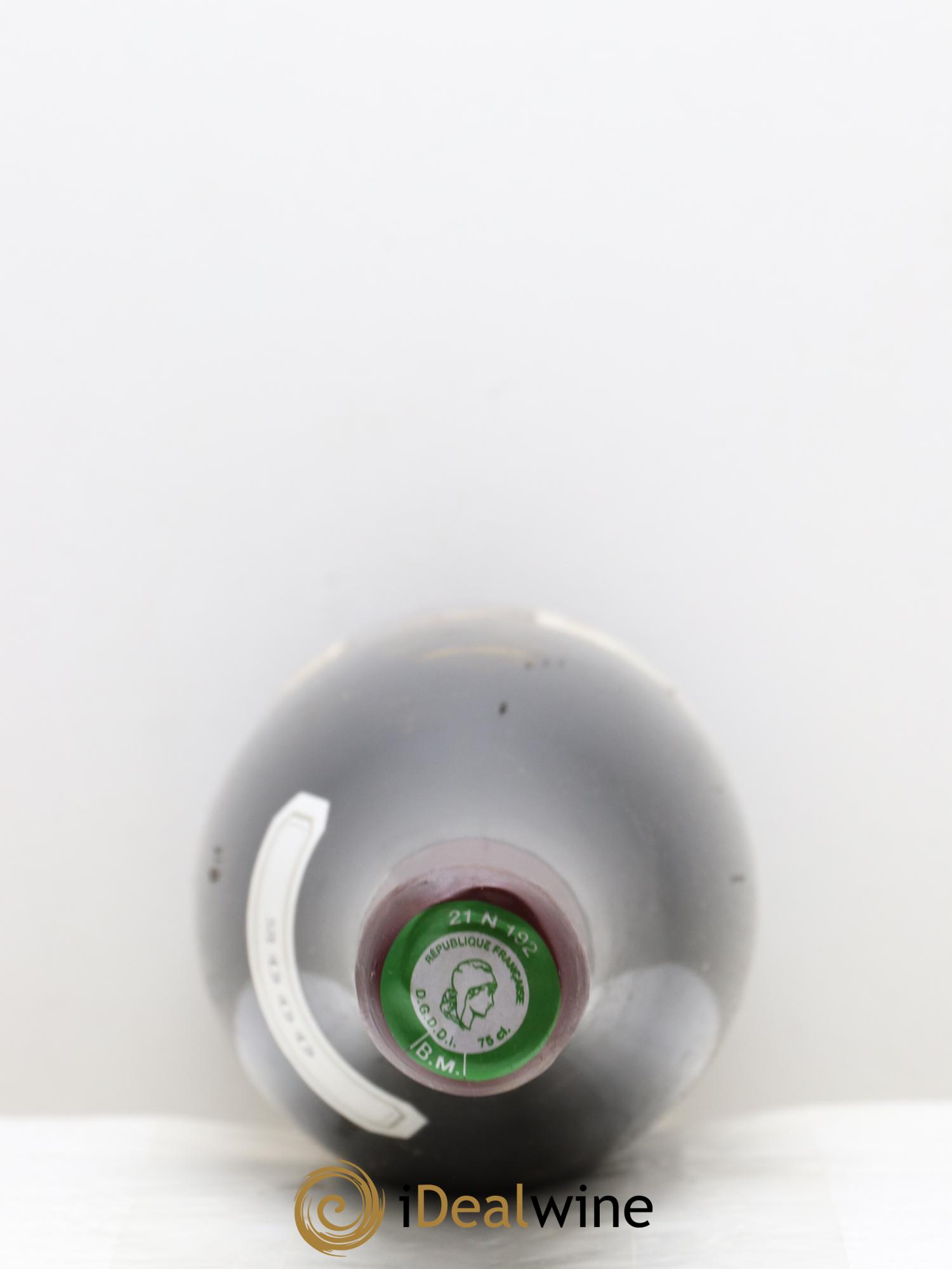 Clos de Vougeot Grand Cru Méo-Camuzet (Domaine)  2000 - Lot of 3 bottles - 2