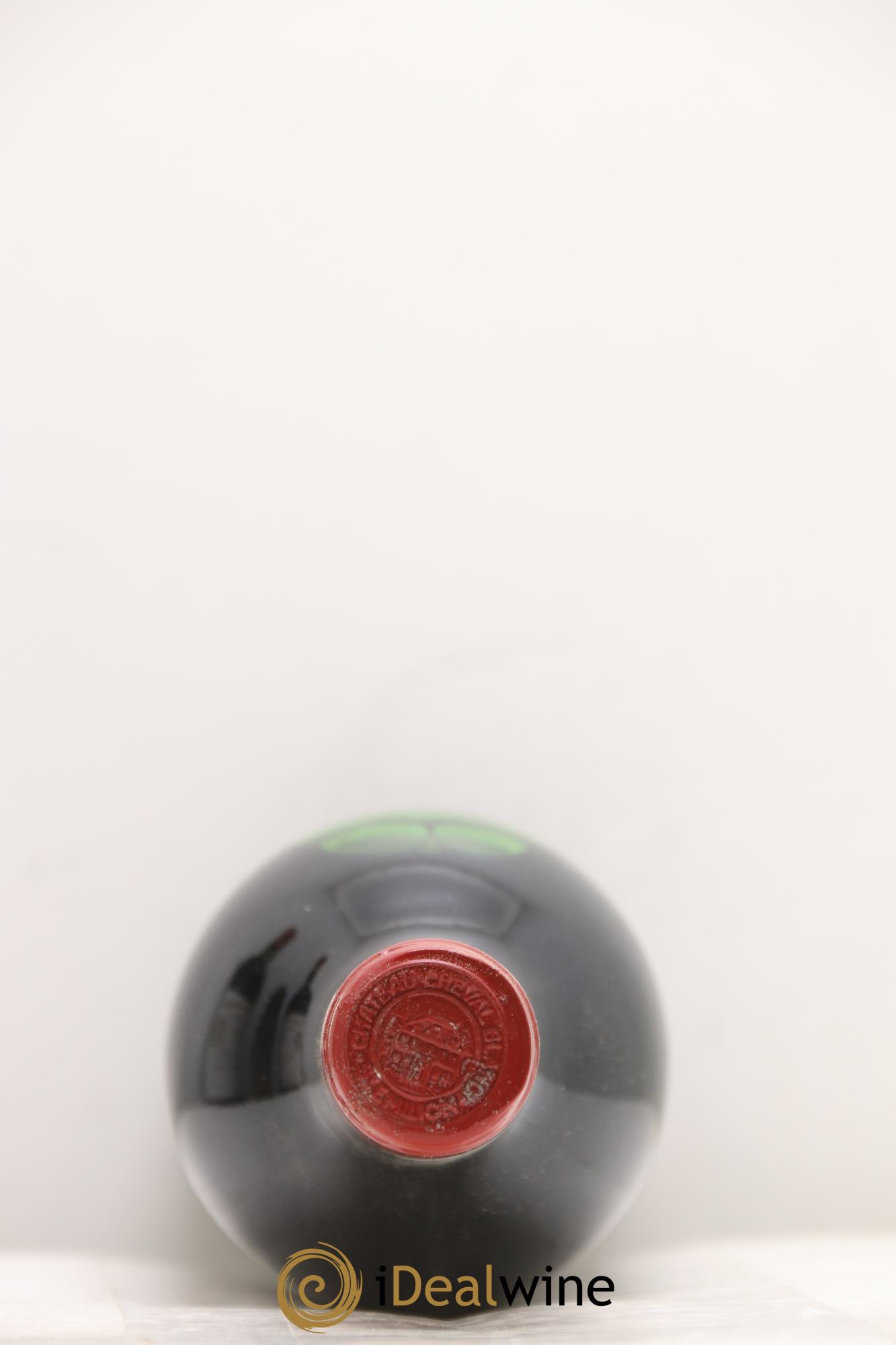 Château Cheval Blanc 1er Grand Cru Classé A 1987 - Lot of 3 bottles - 1