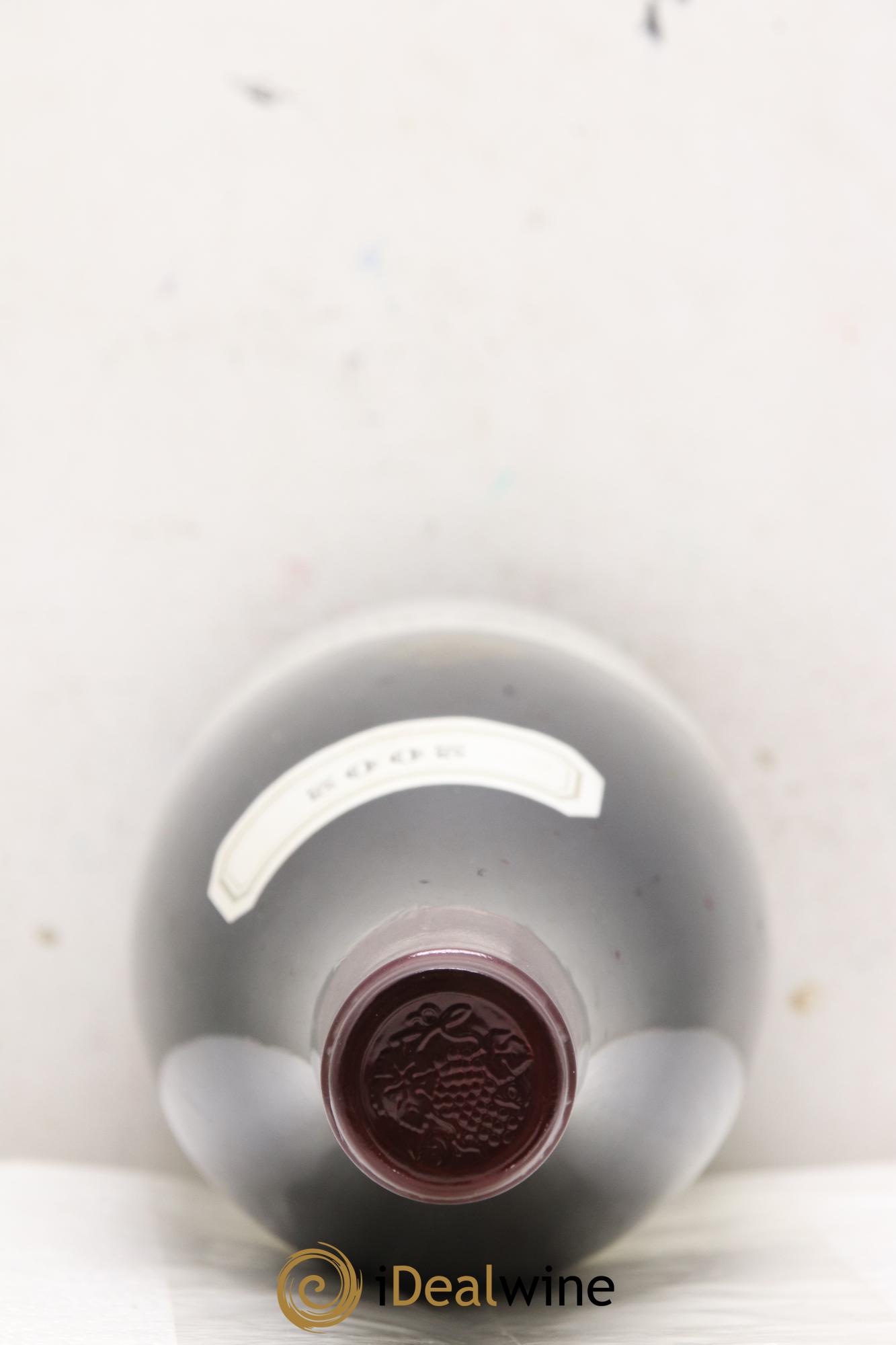 Vosne-Romanée 1er Cru Les Chaumes Méo-Camuzet (Domaine) 2002 - Lot of 2 bottles - 2