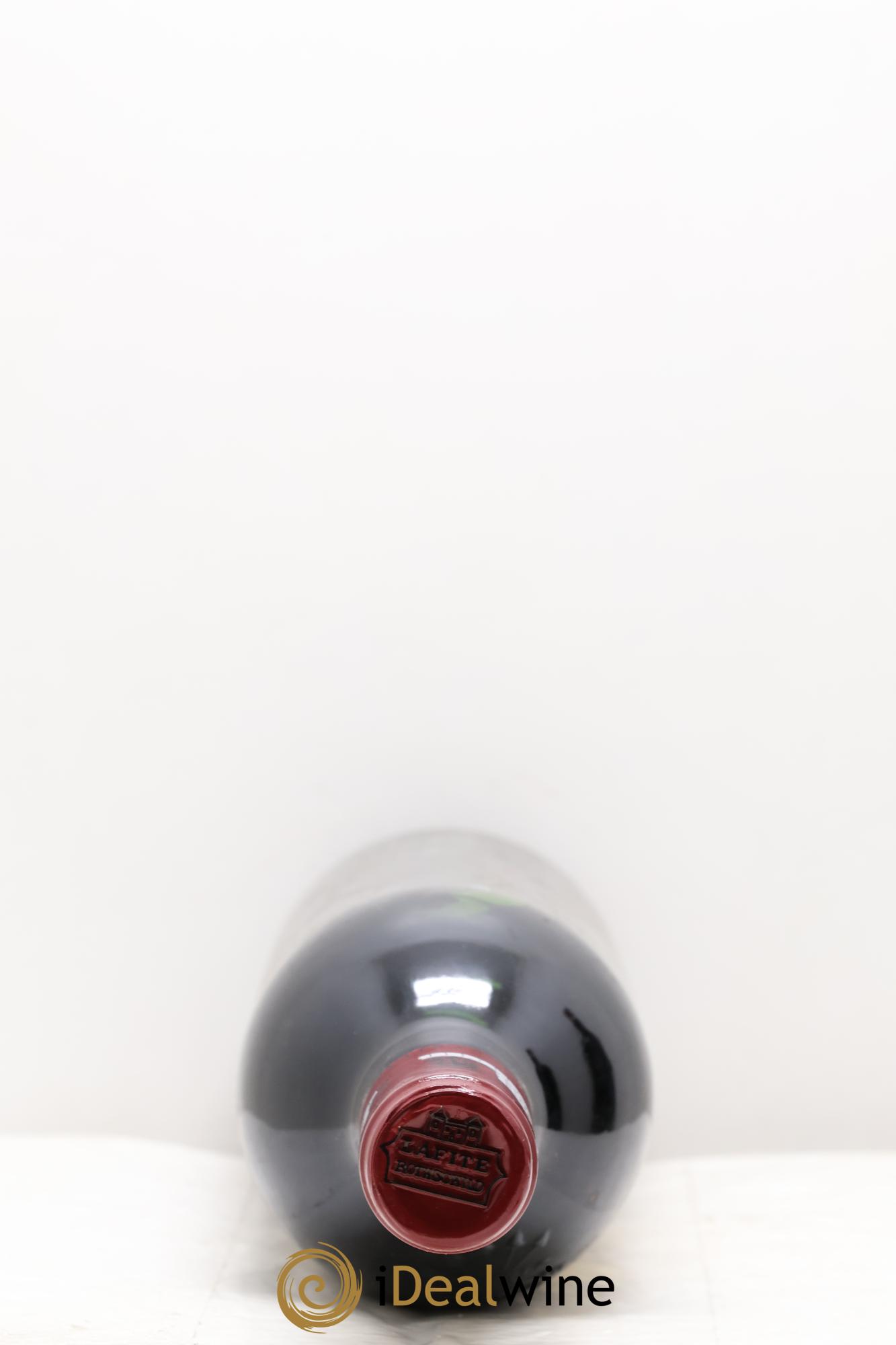 Château Lafite Rothschild 1er Grand Cru Classé 2002 - Lotto di 2 bottiglie - 1