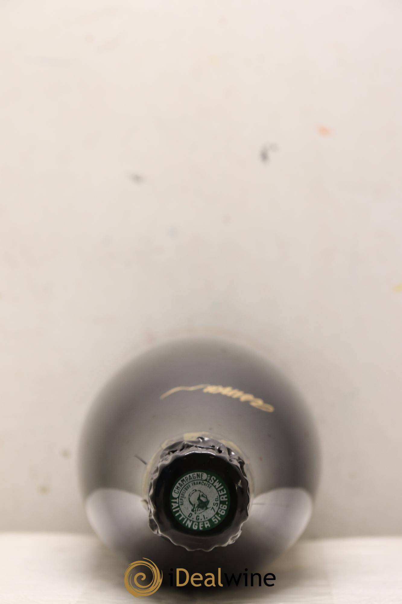 1981 - Collection Arman Taittinger 1981 - Lot de 1 bouteille - 1