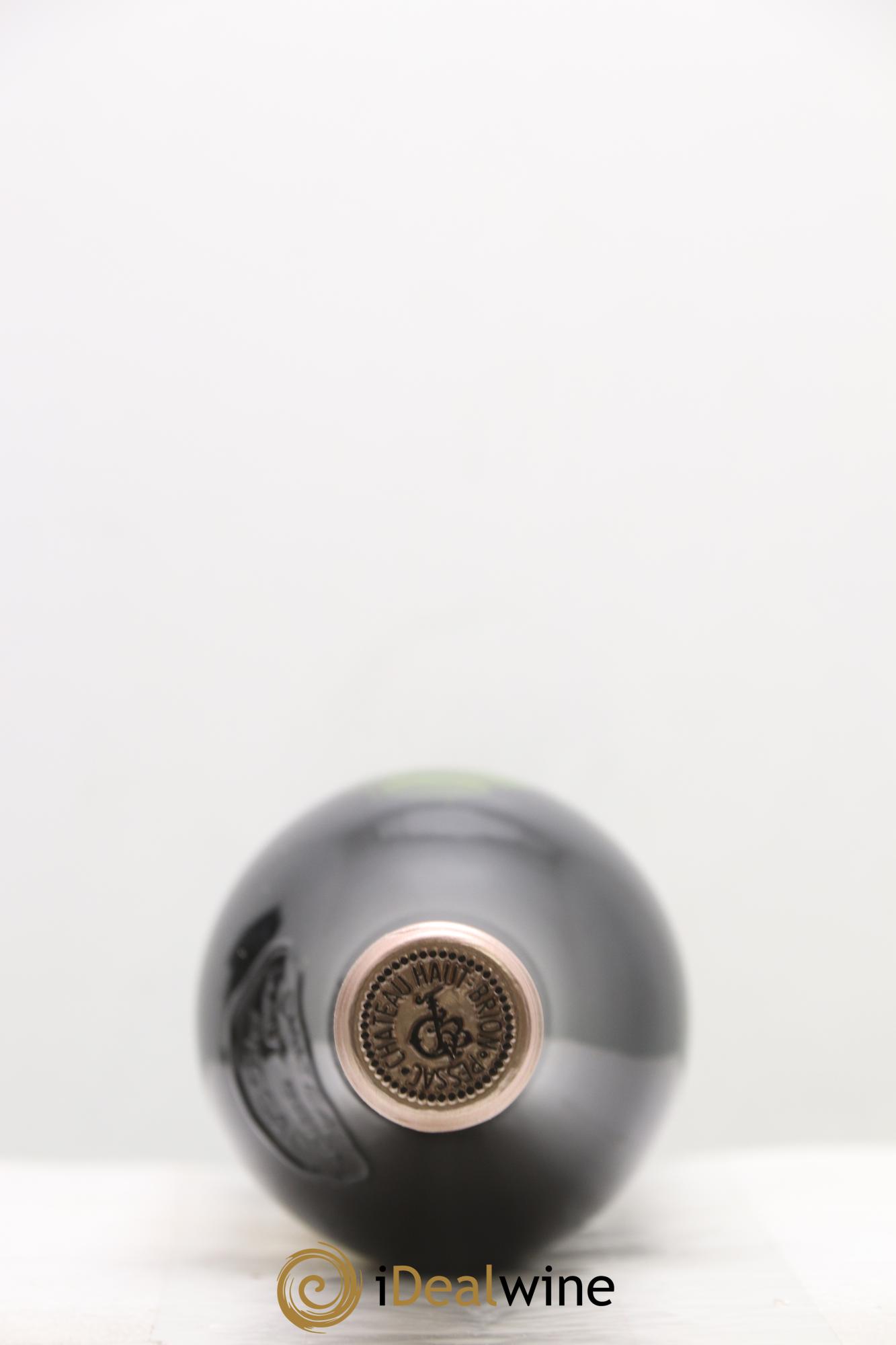 Château Haut Brion 1er Grand Cru Classé 2021 - Lotto di 3 bottiglie - 2