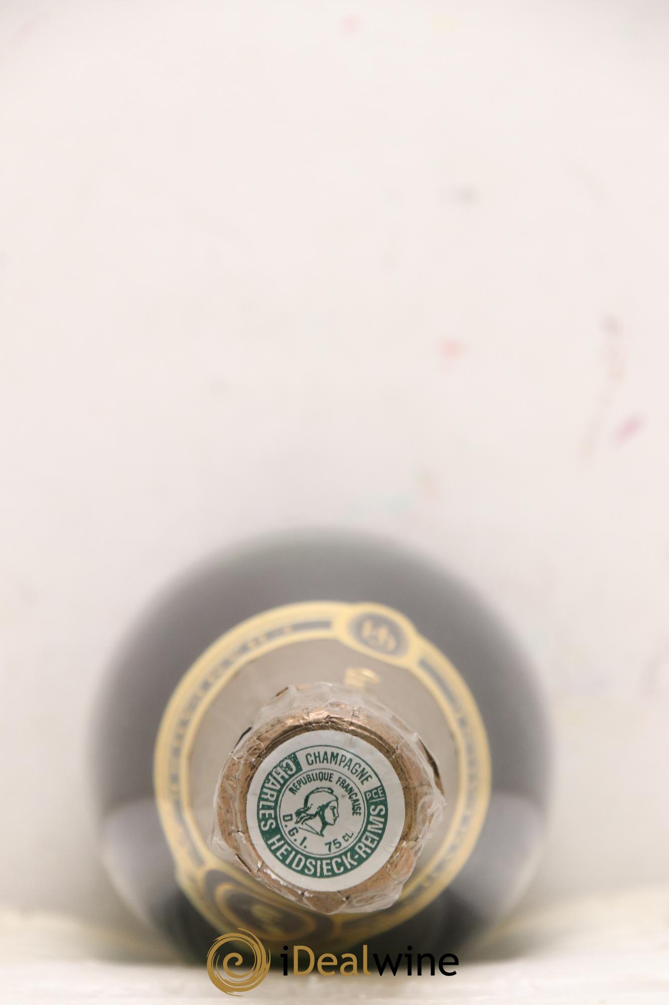 Blanc de Blancs Blanc des Millénaires Brut Charles Heidsieck  1985 - Lot de 1 bouteille - 2