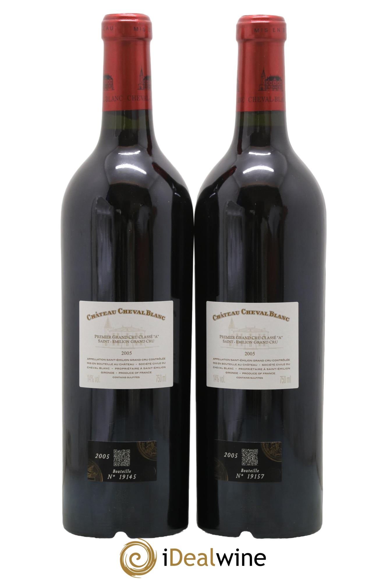 Château Cheval Blanc 1er Grand Cru Classé A 2005 - Lotto di 2 bottiglie - 1