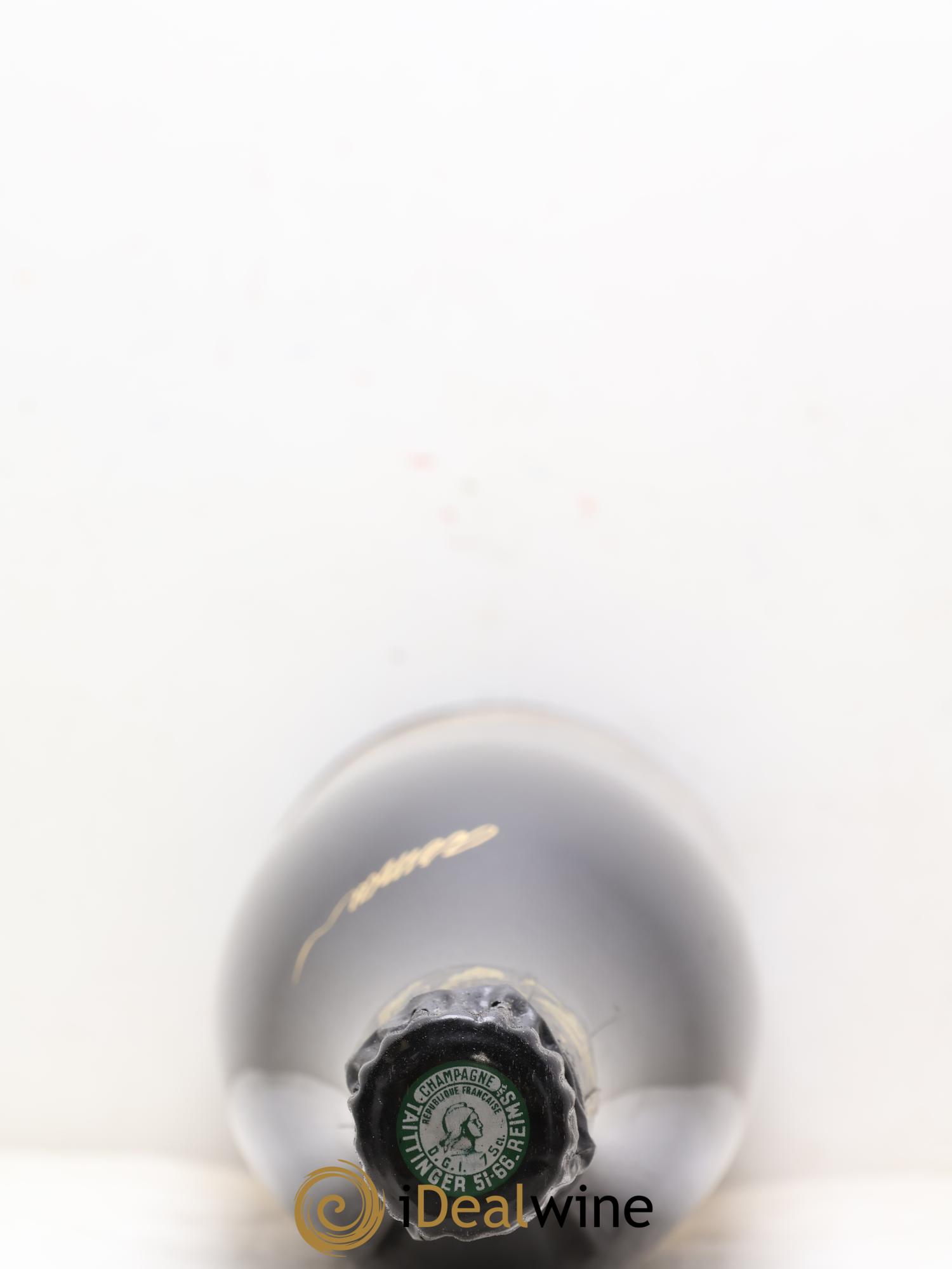 1981 - Collection Arman Taittinger 1981 - Lot de 1 bouteille - 1