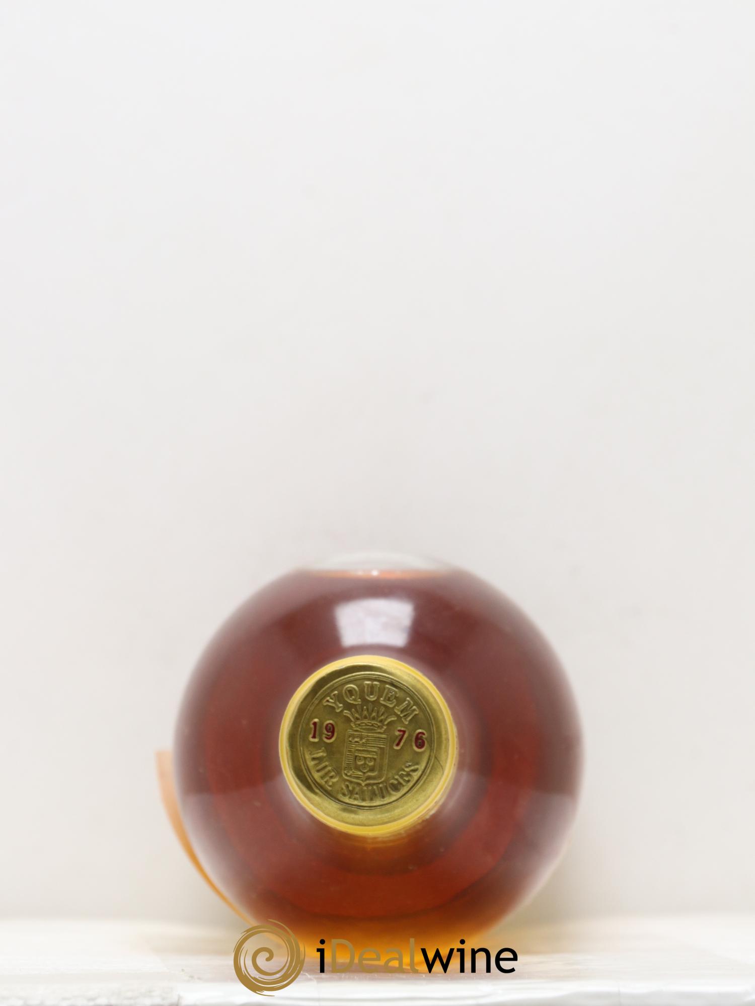 Château d' Yquem 1er Cru Classé Supérieur 1976 - Lot de 2 bouteilles - 1